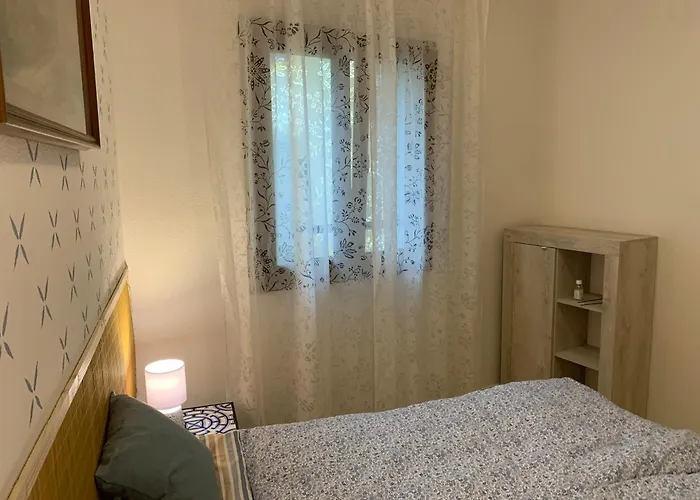 Vyhled Na More, Zahradka A Bazen Apartment