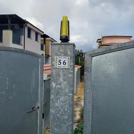 Výhled Na Moře, Zahrádka A Bazén Apartmán *